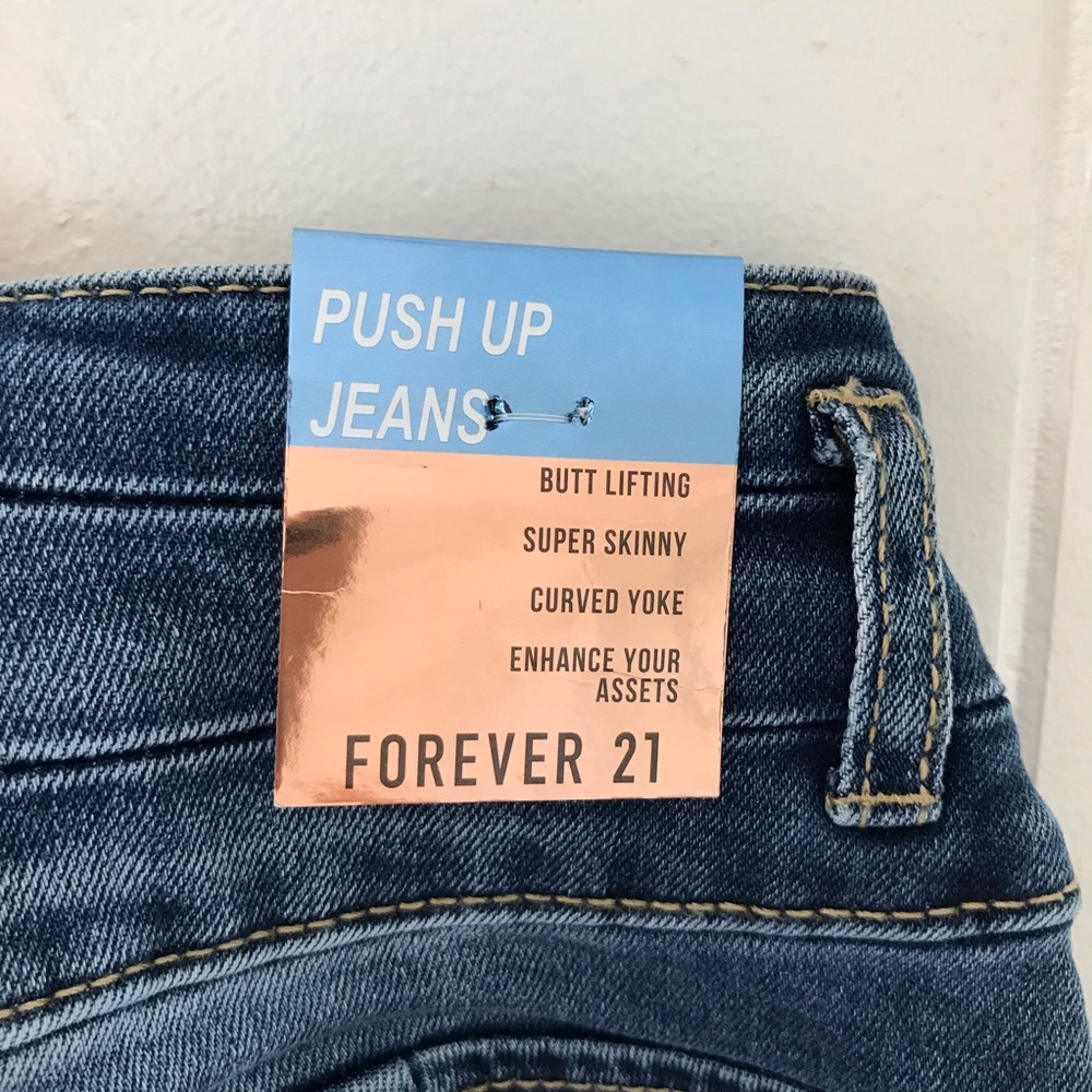 Jeans - Picture 4 of 6